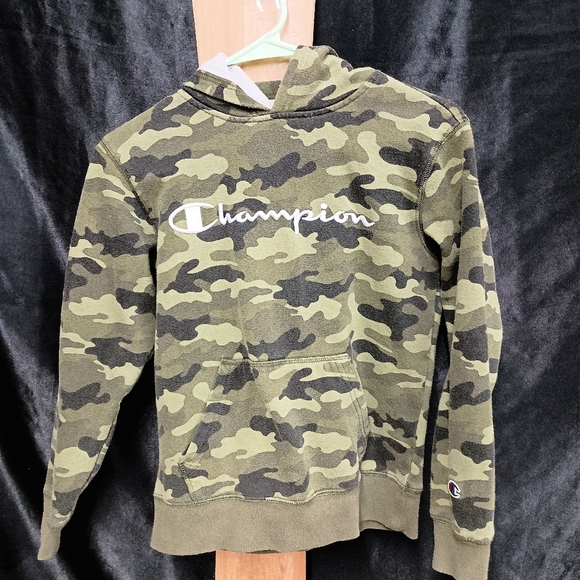 Green champion camo pullover hoodie w/ pockets  size youth large - Picture 1 of 9
